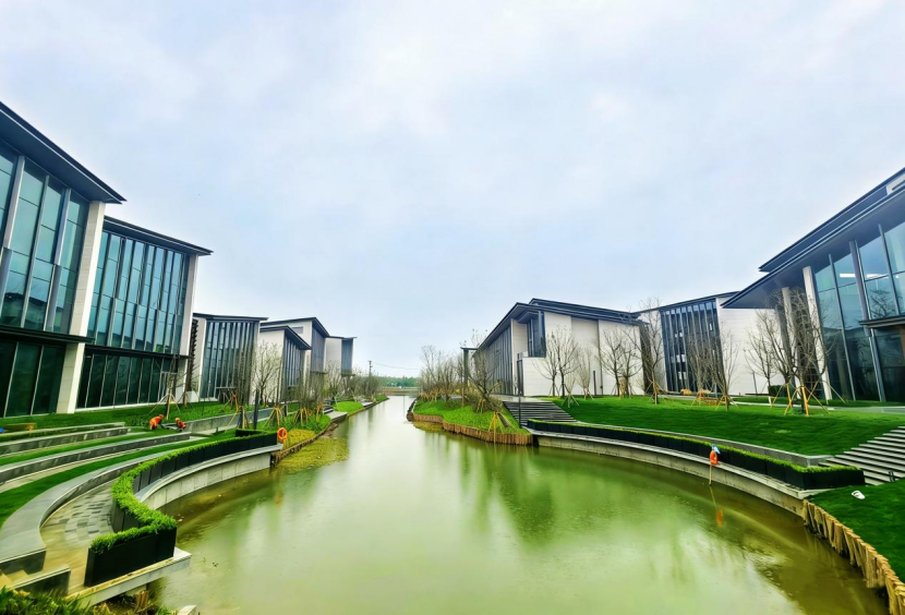 方厅水院缺啥？水乡客厅首个产业载体竣工，破解配套难题